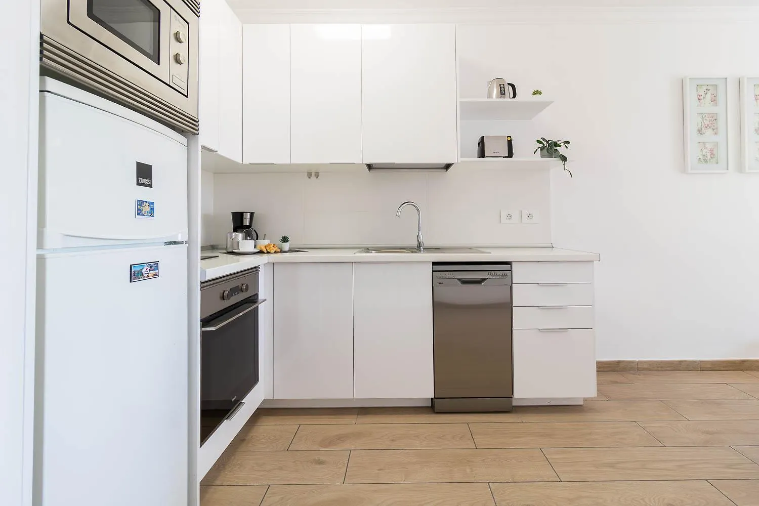 Emil Apartment - Agaete Parque Playa del Ingles  0*, Playa del Ingles (Gran Canaria) Spain